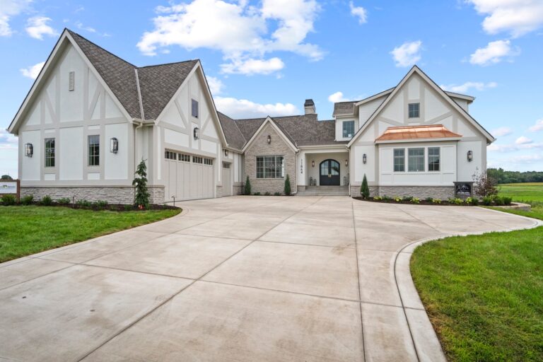 Alair Des Moines Grand Revival Show Home