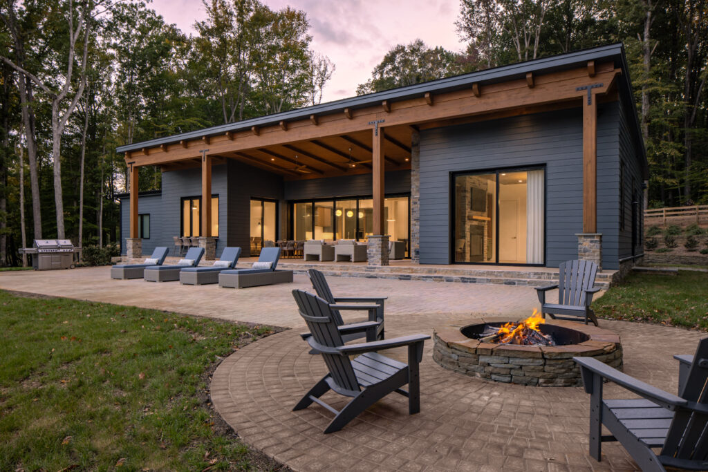 Ranch-style home with modern design and outdoor living space