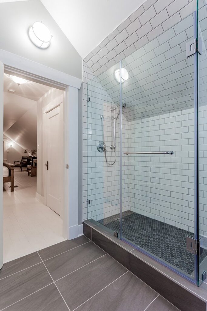 2308 West 49 Ave (10)