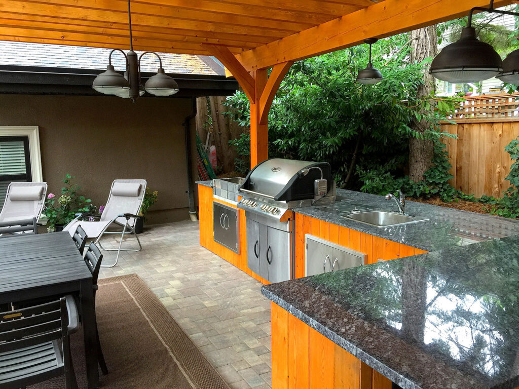 Outdoor Kitchen 10