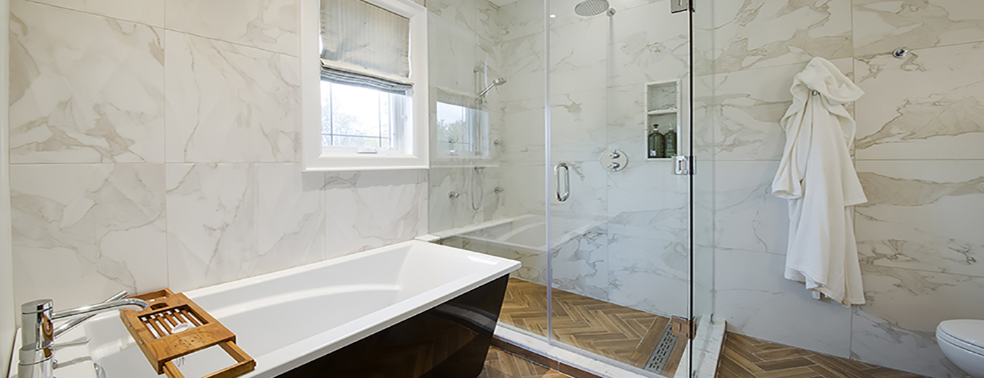 184 Masterbathroom Slider