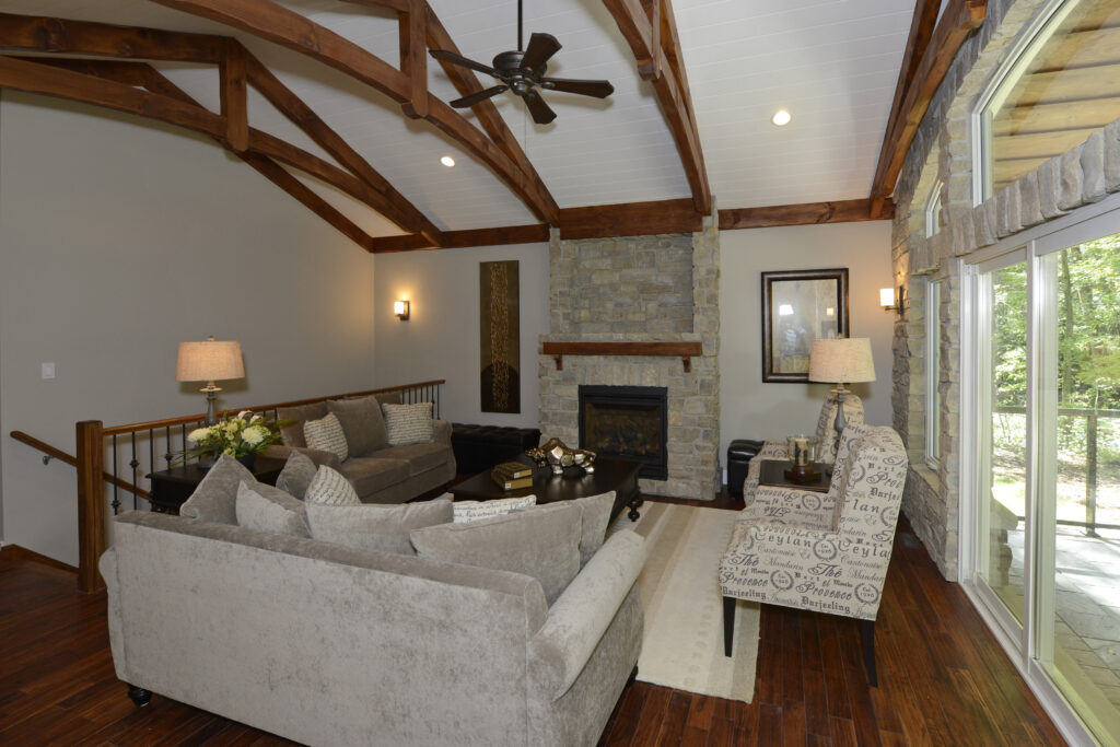 Grand Oaks Great Room 3