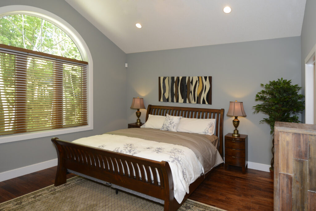 Grand Oaks Mstr Bdrn 2