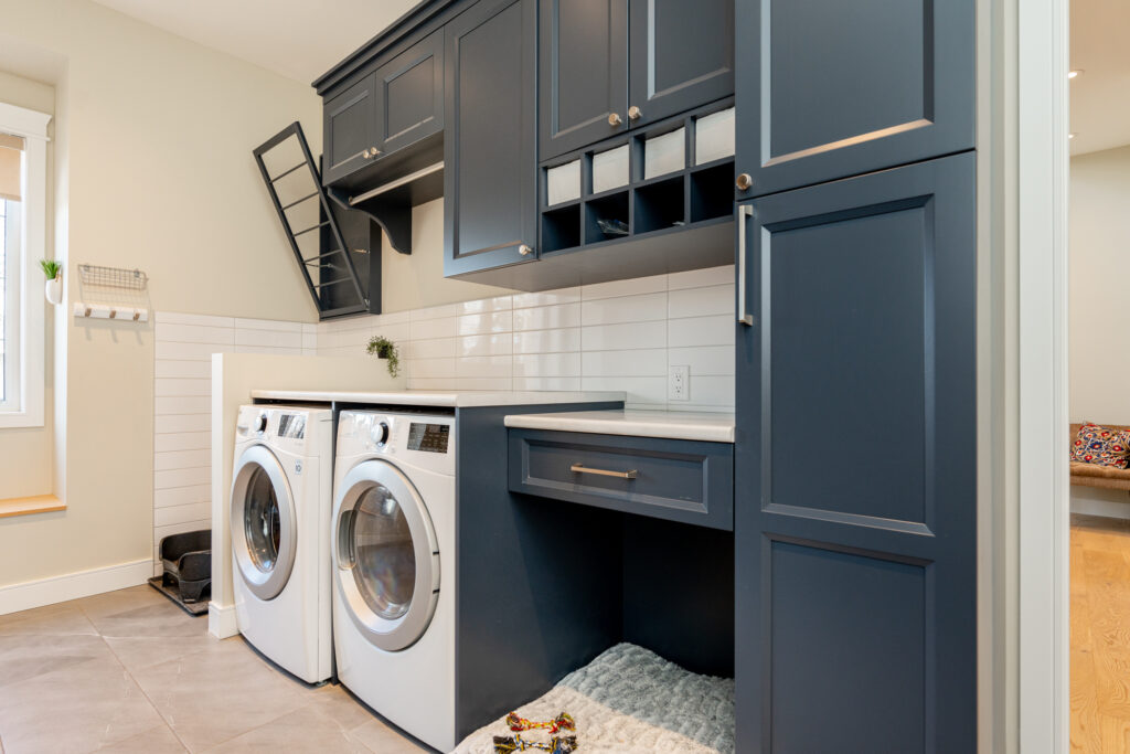 Dieppe Custom - Laundry Room