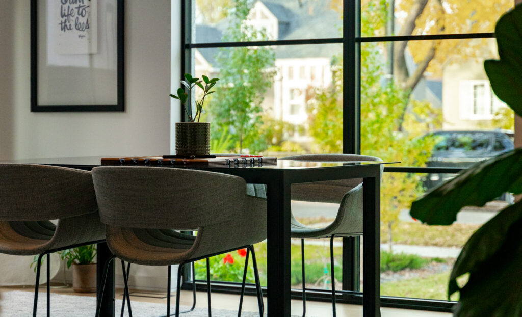 Modern Edge - Dining