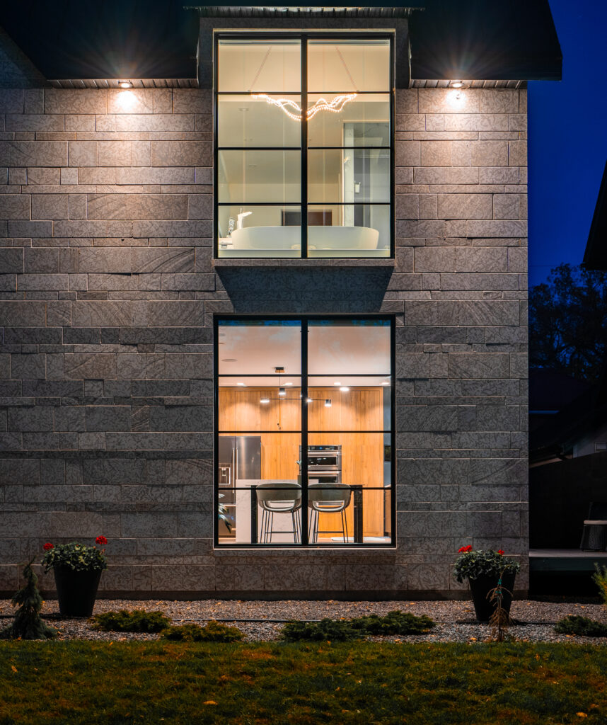 Modern Edge - Exterior