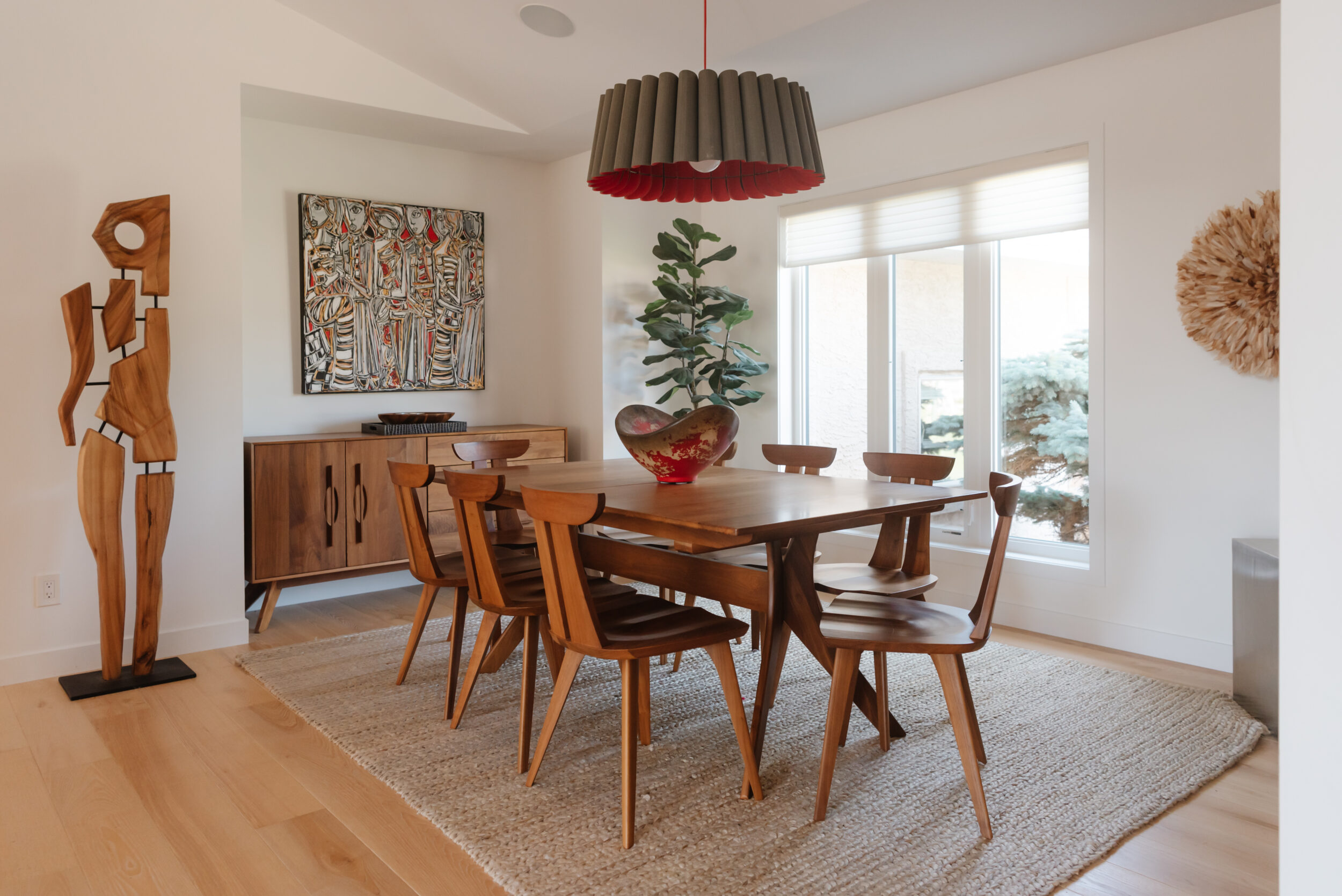 Sleek Walkout - Dining Room