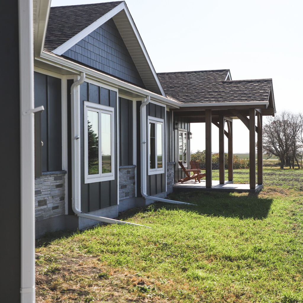 Warm Haven Custom - Exterior