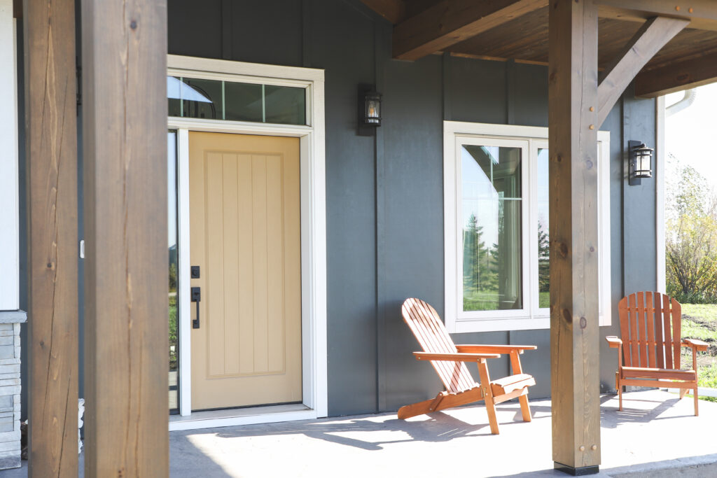 Warm Haven Custom - Exterior