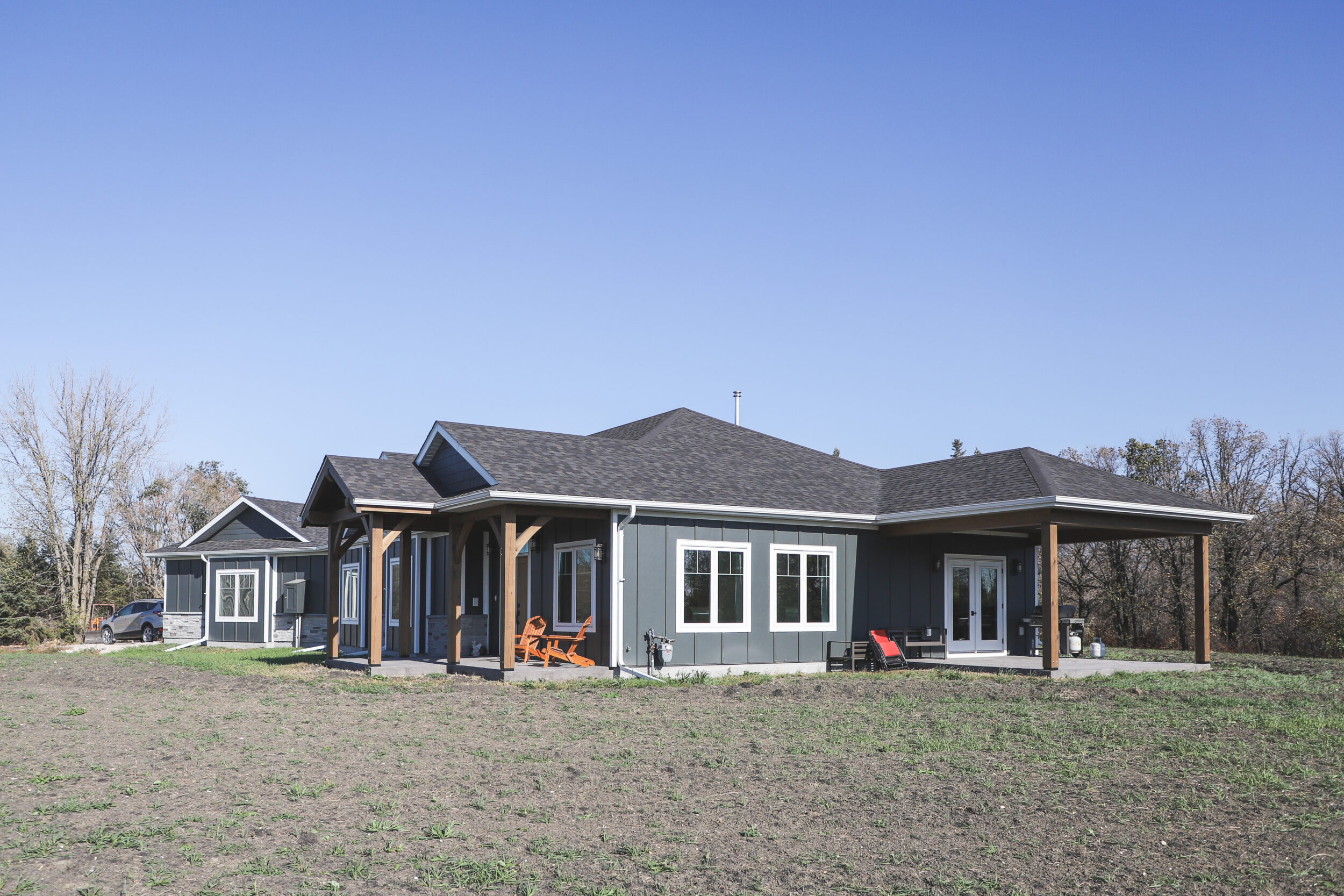 Warm Haven Custom - Exterior