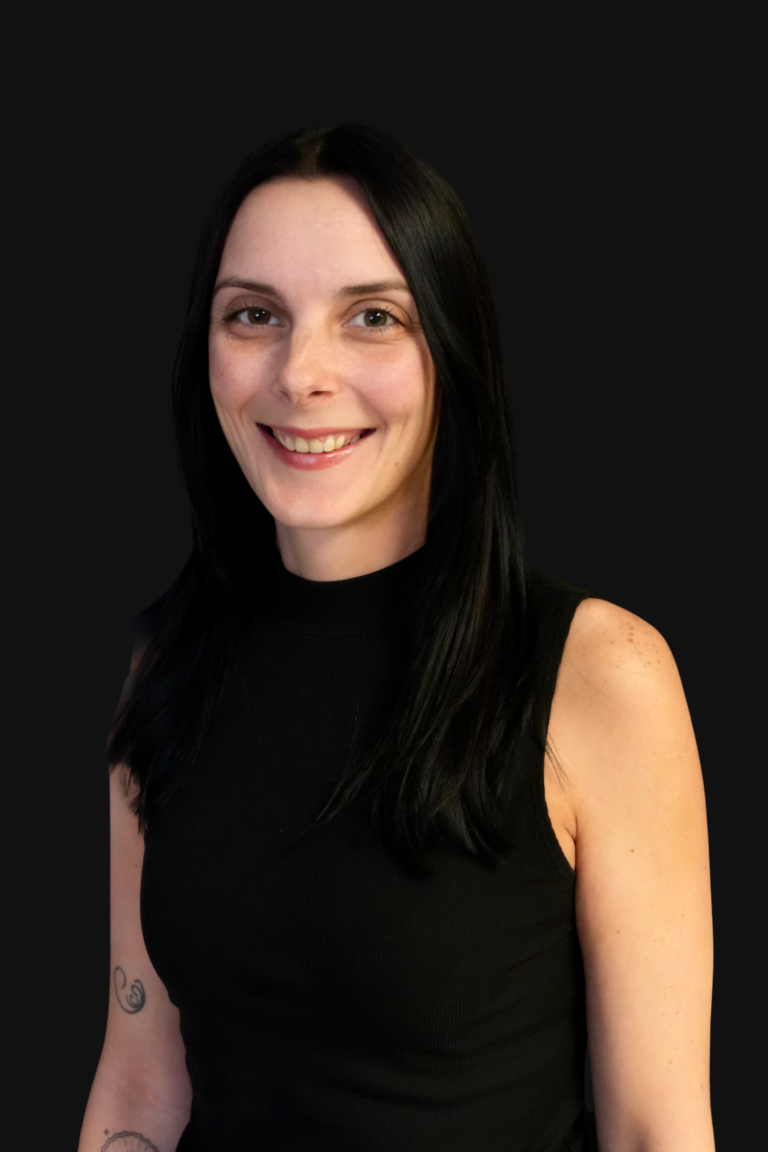 Headshot for Daniella from Sanibel